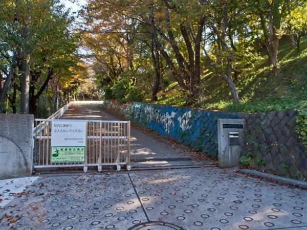 Junior high school. 797m to Yokohama Municipal Nakaodai junior high school