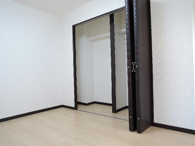 Receipt. There closet