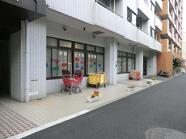 kindergarten ・ Nursery. Nursery schools and kindergartens have dotted around 240m apartment to nursery school Isesakicho.