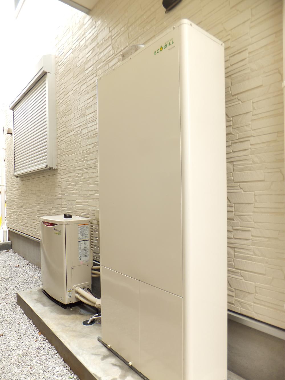 Power generation ・ Hot water equipment. Power generation in ECOWILL equipped with gas, You can save electricity bill. 