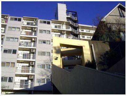 Local appearance photo. This appearance