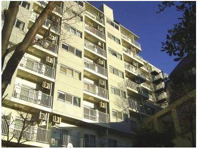 Local appearance photo. This appearance