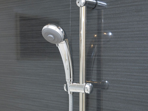 Bathing-wash room.  [Shower slide bar] According to the people and the attitude to use, Adopt a shower slide bar the height and angle of the shower can be adjusted. Also the shower head is very convenient in the three-stage switchable.