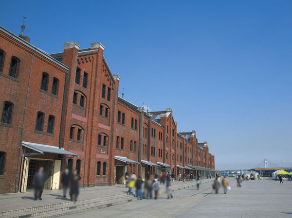 Surrounding environment. Yokohama Red Brick Warehouse (bicycle about 8 minutes, About 2000m)