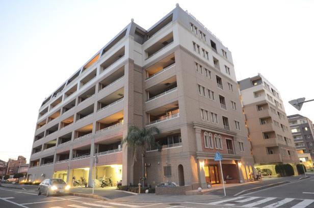 Local appearance photo. Building appearance