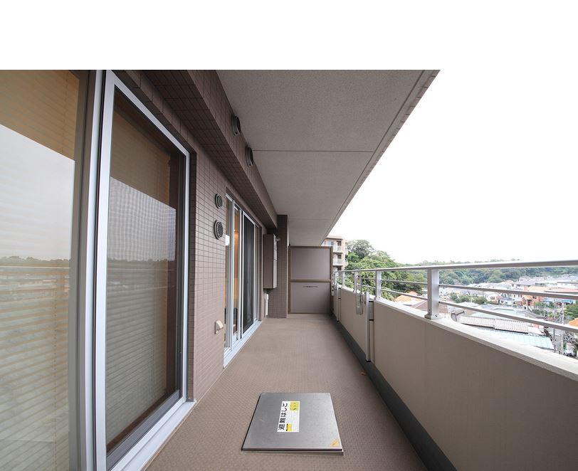 View photos from the dwelling unit. Weekday of your tour is also available ☆ Please feel free to contact us please visit on the day