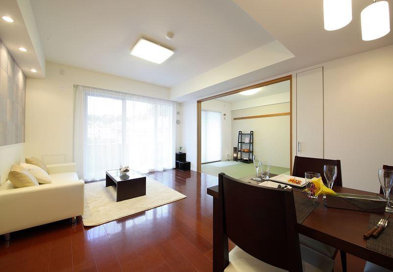 Living. Weekday of your tour is also available ☆ Please feel free to contact us please visit on the day