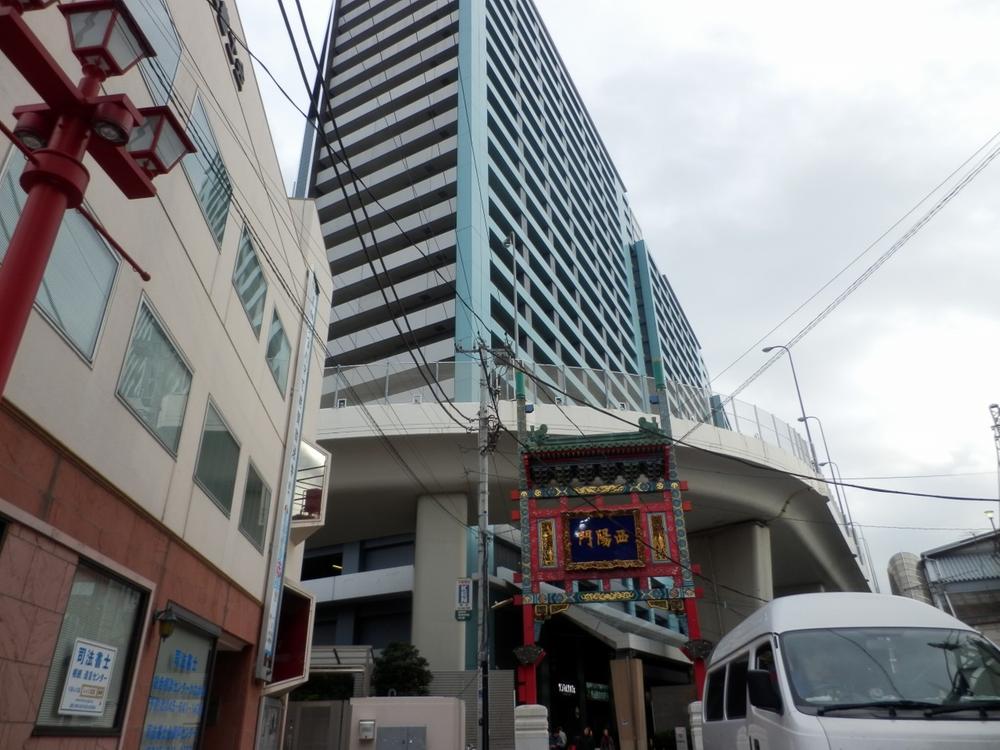 Local appearance photo. Local (December 9, 2013) Shooting Chinatown entrance is located directly below!