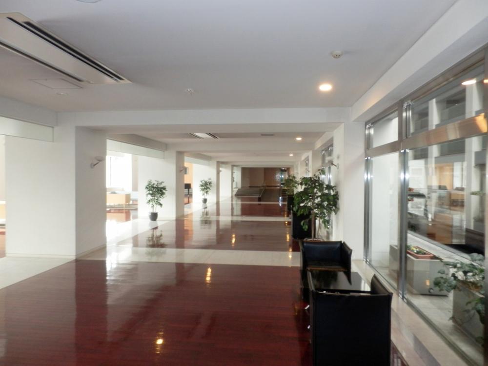 Other common areas. Common areas (December 9, 2013) is a picture of a shared part of shooting the fifth floor.