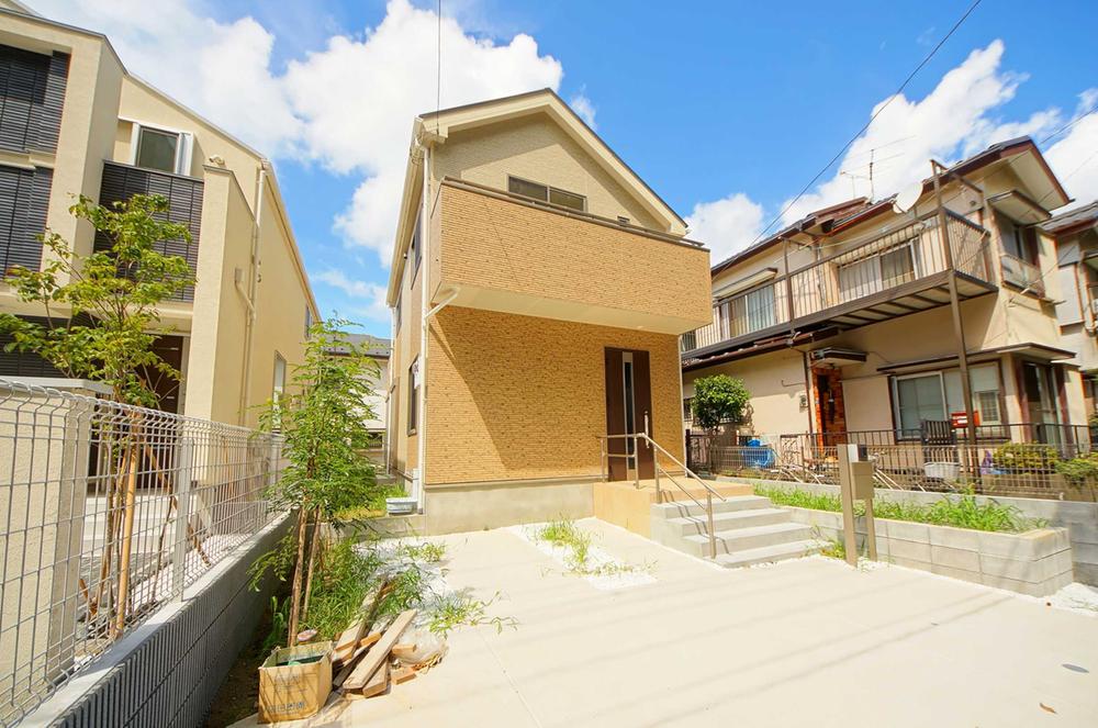 Local appearance photo. Local (September 2013) Shooting, Good is hit yang per Zenshitsuminami direction. 