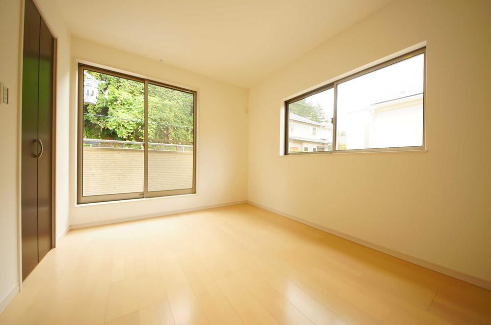 Non-living room. Indoor (September 2013) Shooting, It is the second floor of the Western-style 6 Pledge of two-sided lighting. 