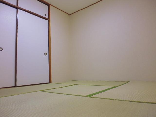 Non-living room. Japanese style room