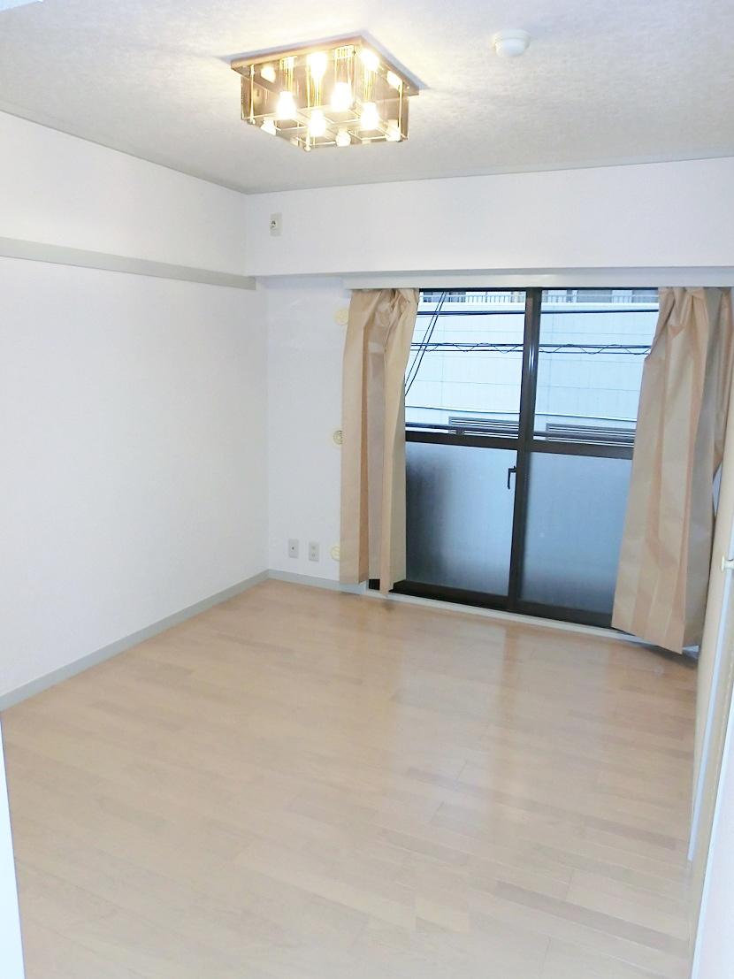 Non-living room. Western-style 1