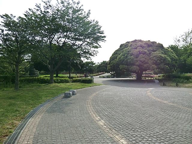 park. 200m to Honmoku summit park
