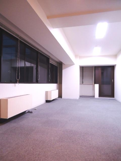 Non-living room. Office specification (December 2013) Shooting