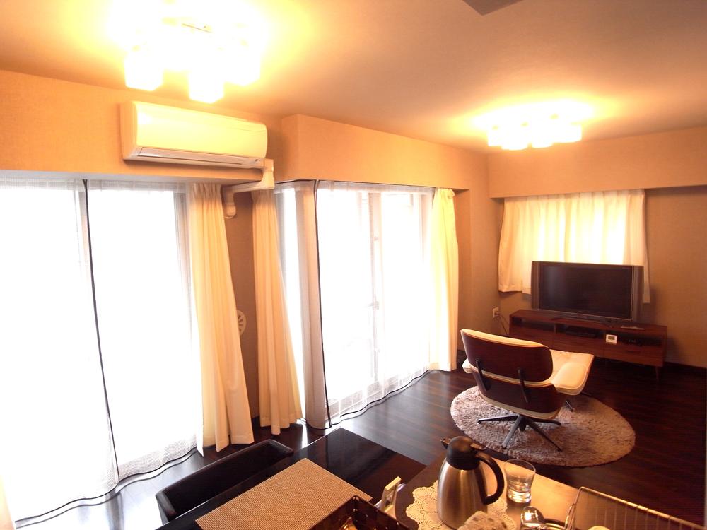 Living. Living (October 2013) Shooting  ※ Furniture and furnishings are not included in the sale price.