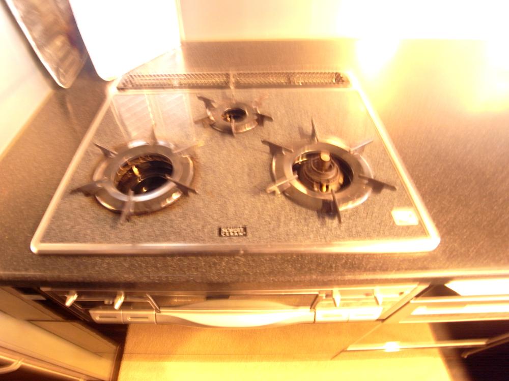 Same specifications photo (kitchen). 3-burner stove (October 2013) Shooting  ※ Furniture and furnishings are not included in the sale price.