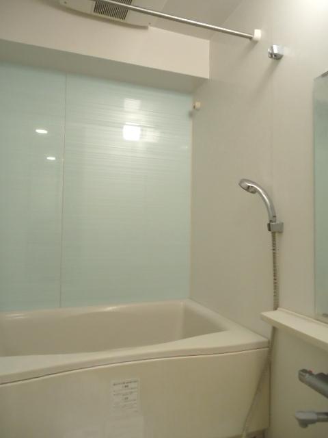 Bathroom. Bathroom (12 May 2013) Shooting