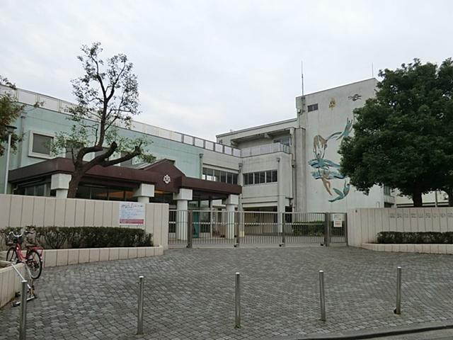 Primary school. 566m to Yokohama-shi Tateyama based on elementary school
