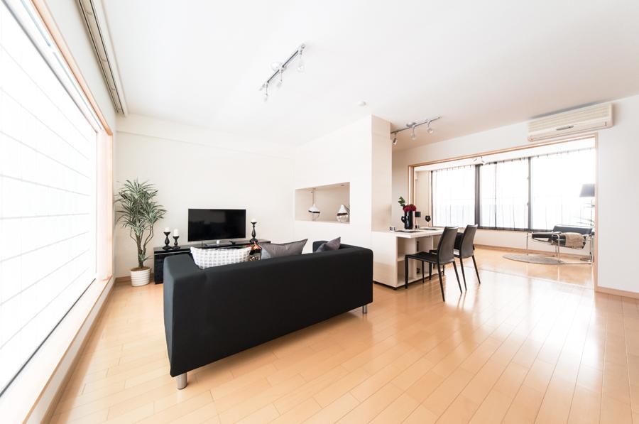 Living. Living dining 16.3 Pledge Luxurious breadth of 1LDK plan. It will spread independent also Taken together about 20 Pledge spacious space of kitchen.