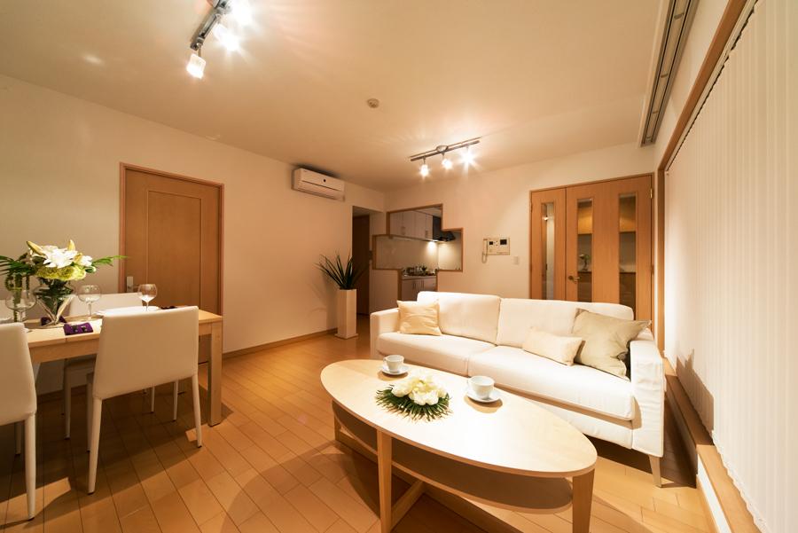 Living. Spacious living dining of about 13.2 quires in <Select Plan model Room> compact 2LDK plan.