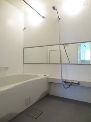 Bath. Bathroom with ventilation drying function