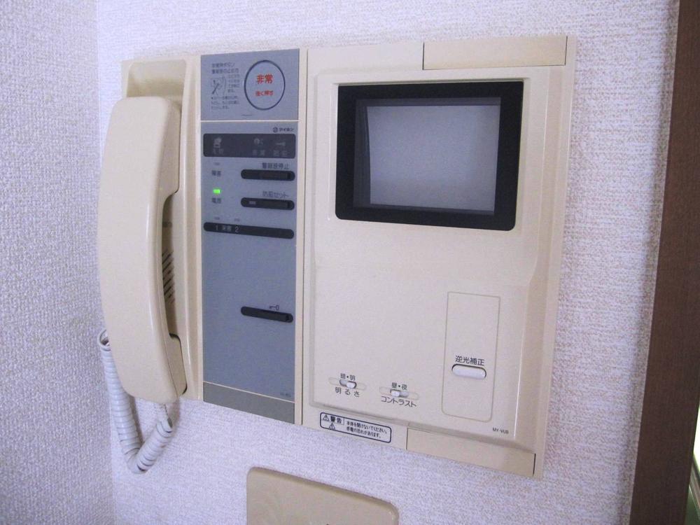 Security equipment. Because the face of the visitors can see on the screen, It is safe.