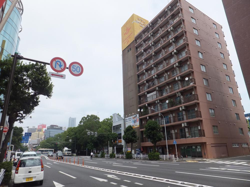 Local appearance photo. Mansion appearance. The surrounding area of ​​Yokohama city hall (about 150m), There is a main street park (about 250m)