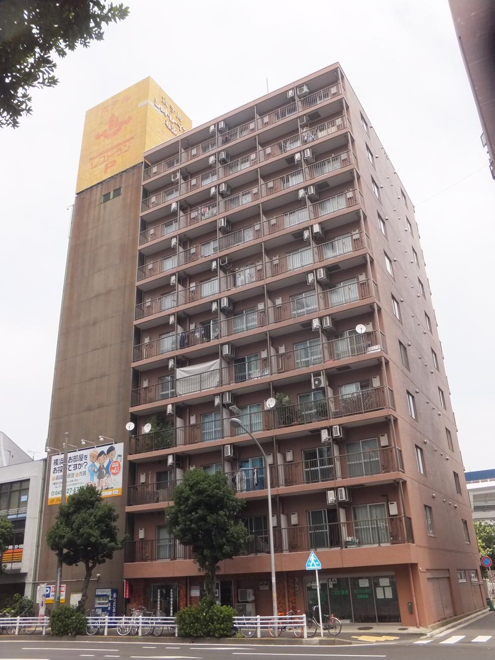 Local appearance photo. JR "Kannai" station a 2-minute walk of the convenient location Royal Kannai appearance