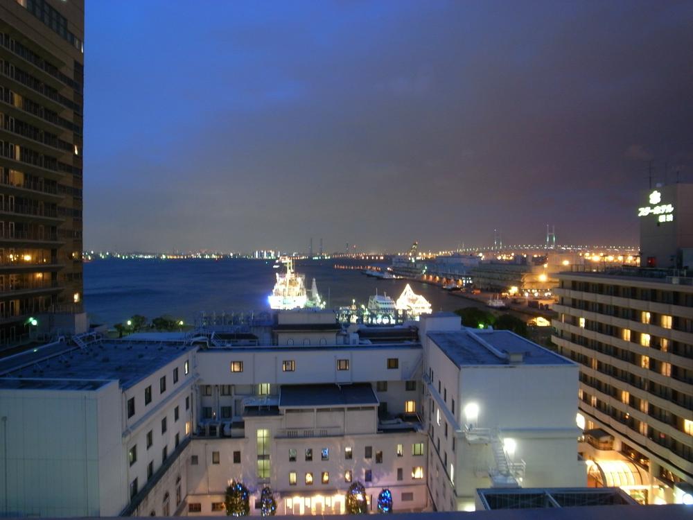 Other common areas. Night view photos from the rooftop