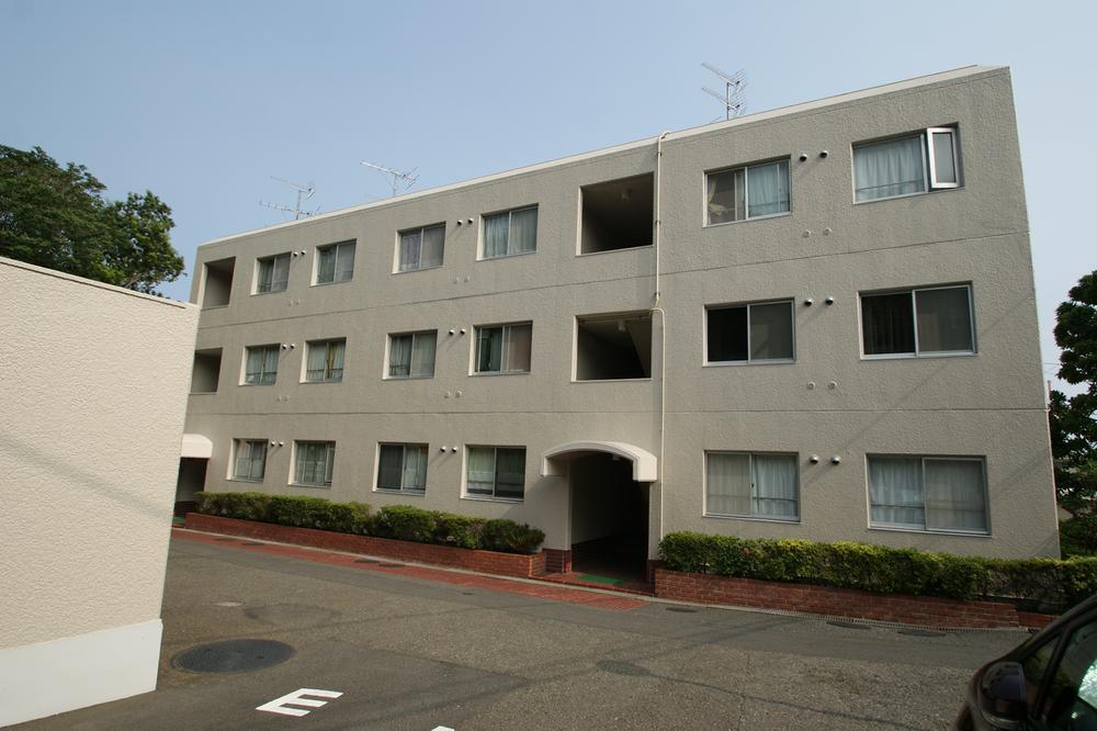 Local appearance photo. Local Photos