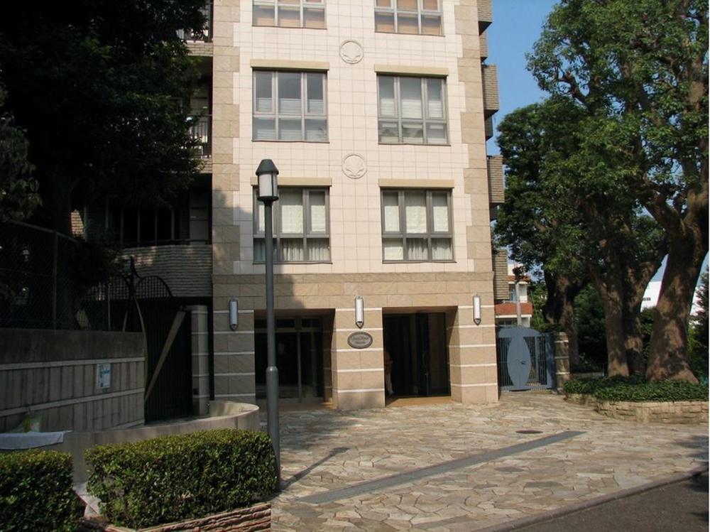 Local appearance photo