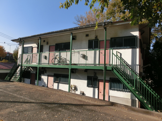 Building appearance. A 5-minute walk from the Ishikawachō Station