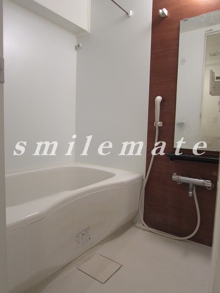 Bath. Spacious bathroom ☆ It is with reheating ☆