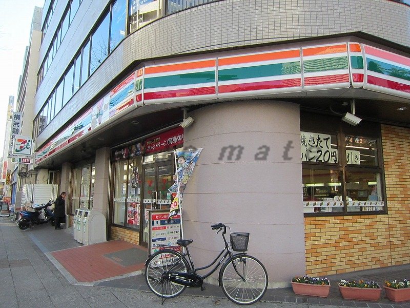 Convenience store. 183m to Seven-Eleven Yokohama Chojamachi store (convenience store)