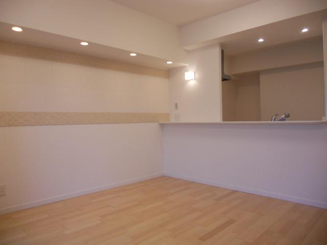 Living. Indoor (11 May 2013) Shooting