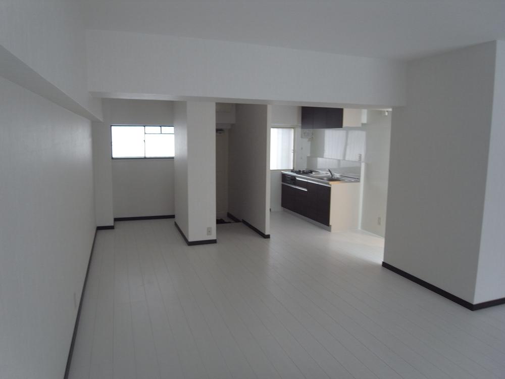 Living. Indoor (10 May 2013) Shooting