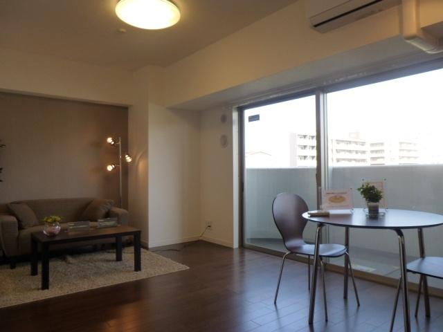 Living. Living-dining