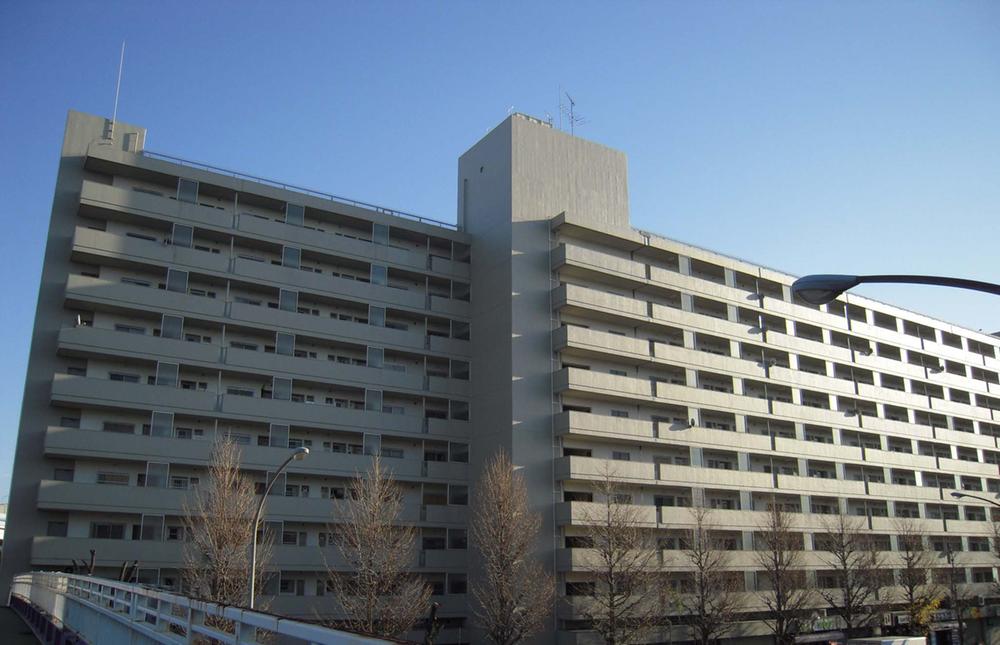 Local appearance photo