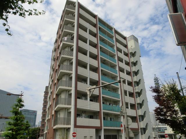 Local appearance photo. Local (August 2012) shooting