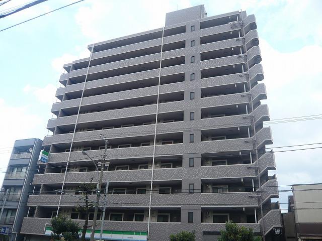 Local appearance photo. Local (12 May 2013) Shooting