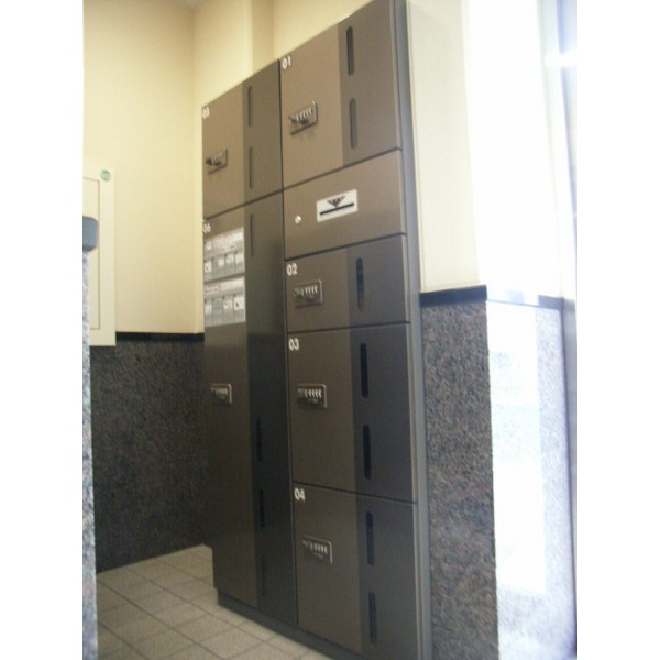 Other common areas. Courier BOX