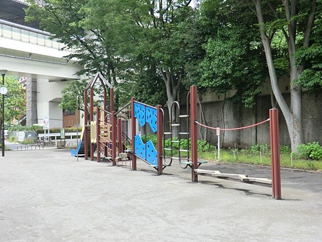 park. 380m to Karuizawa park