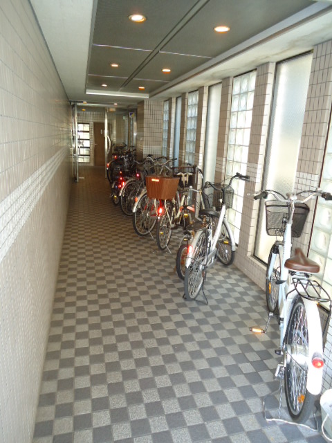 Entrance. Is a bicycle parking lot.