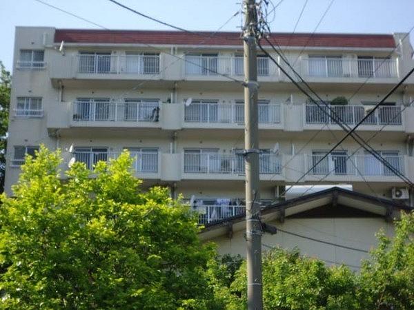 Local appearance photo. Local shooting