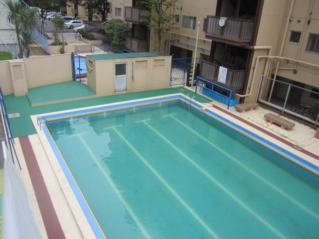 Other common areas. Common areas On-site pool