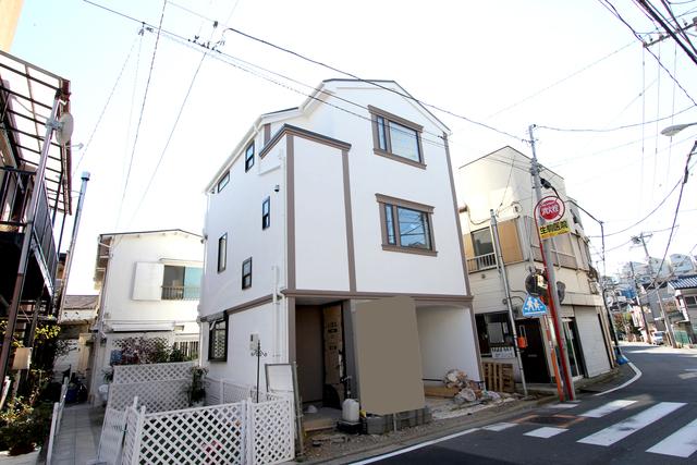 Local photos, including front road