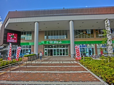 Shopping centre. 520m to Summit Yokohama Okano store (shopping center)