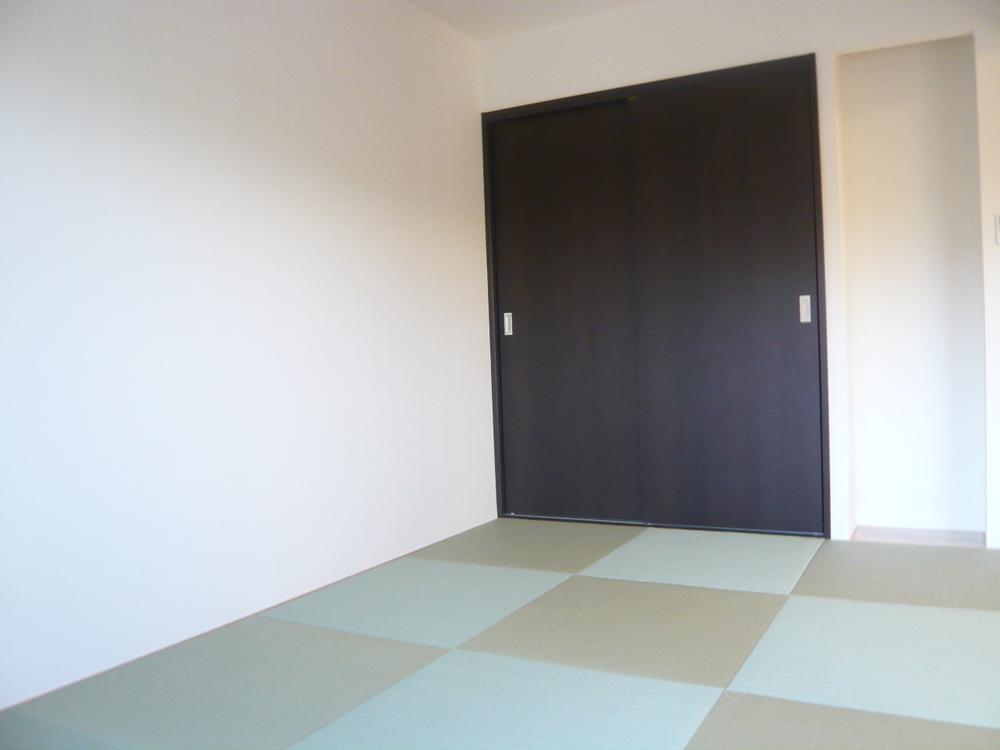 Non-living room. Indoor (October 28, 2013) Shooting