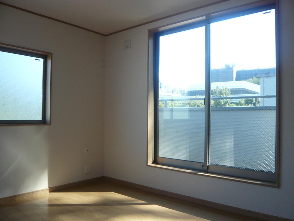 Non-living room. Indoor (October 28, 2013) Shooting